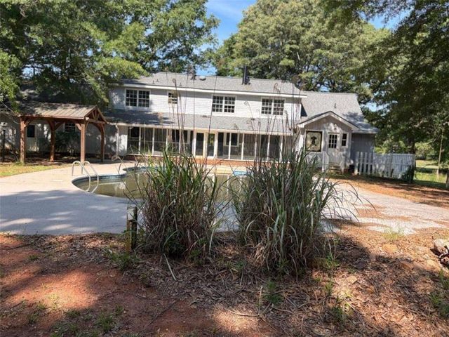 75 Price Drive, Locust Grove, GA 30248