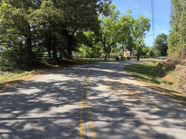 75 Price Drive, Locust Grove, GA 30248