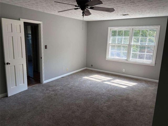 75 Price Drive, Locust Grove, GA 30248