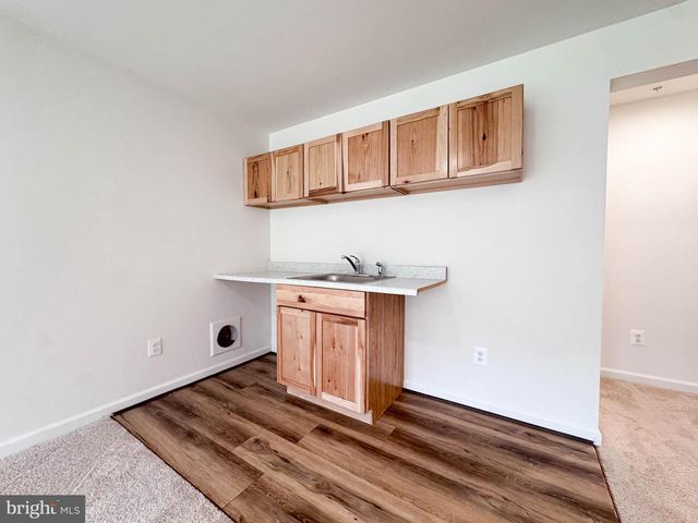 9322 ALLOWAY DR, Hagerstown, MD 21740