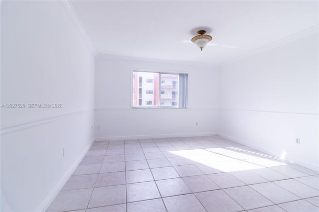 8360 NW 10th St 3C, Miami, FL 33126