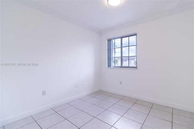 8360 NW 10th St 3C, Miami, FL 33126