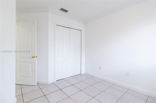 8360 NW 10th St 3C, Miami, FL 33126