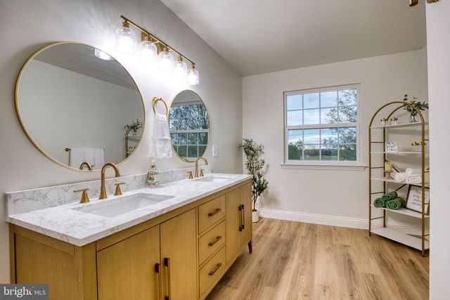 107 WALKER RD, Royersford, PA 19468