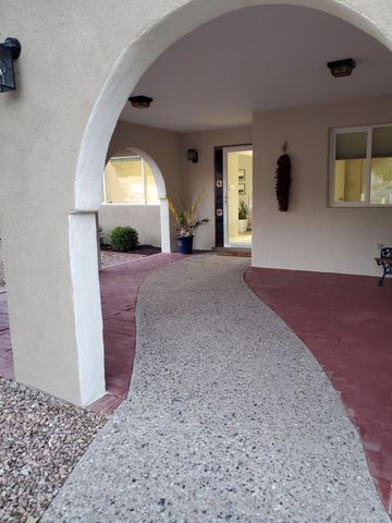 1117 Turner Drive NE, Albuquerque, NM 87123