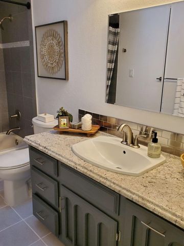 1117 Turner Drive NE, Albuquerque, NM 87123