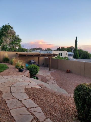 1117 Turner Drive NE, Albuquerque, NM 87123