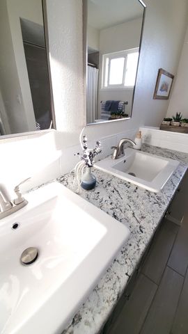 1117 Turner Drive NE, Albuquerque, NM 87123