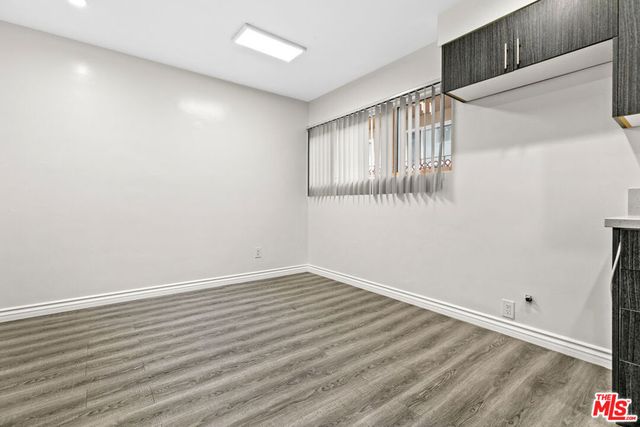 330 E Dryden Street 3, Glendale, CA 91207