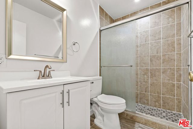 330 E Dryden Street 3, Glendale, CA 91207