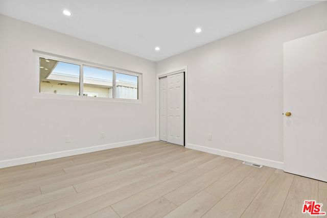 330 E Dryden Street 3, Glendale, CA 91207