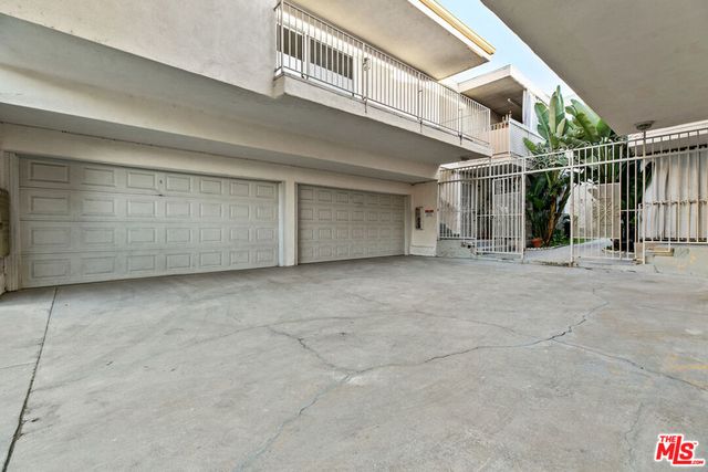 330 E Dryden Street 3, Glendale, CA 91207