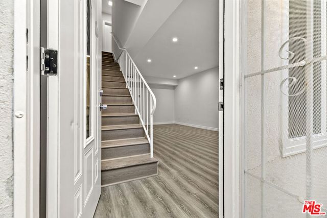 330 E Dryden Street 3, Glendale, CA 91207