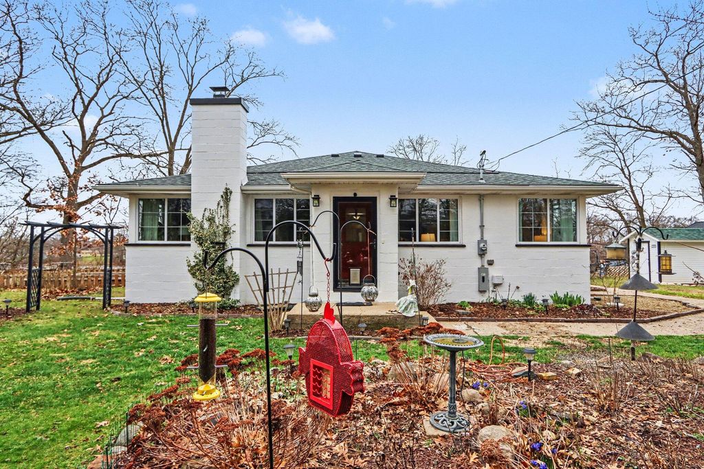 58864 River Heights Drive, Lockport Twp, MI 49093