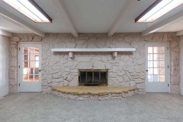 2502 County Road 6380, West Plains, MO 65775