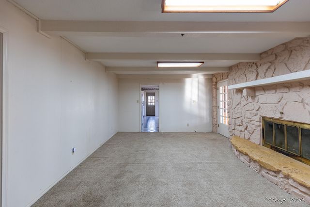 2502 County Road 6380, West Plains, MO 65775