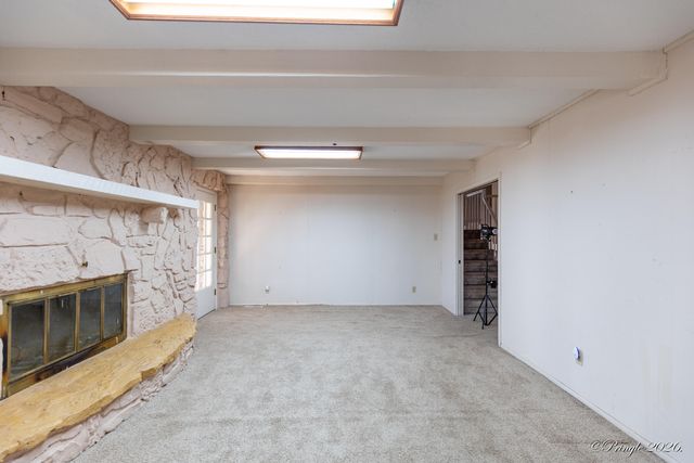 2502 County Road 6380, West Plains, MO 65775