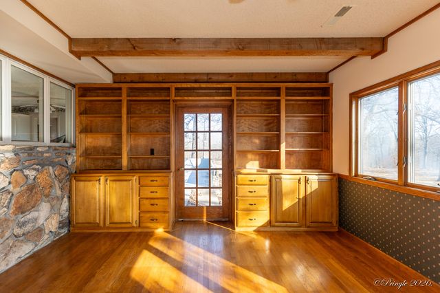 2502 County Road 6380, West Plains, MO 65775