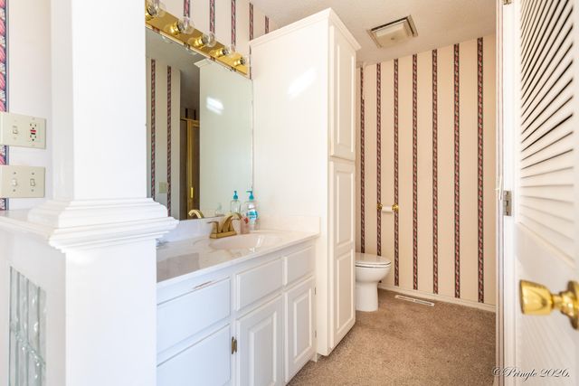 2502 County Road 6380, West Plains, MO 65775