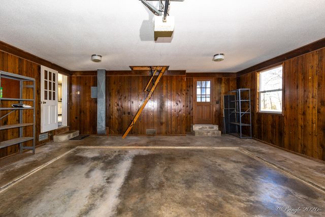 2502 County Road 6380, West Plains, MO 65775