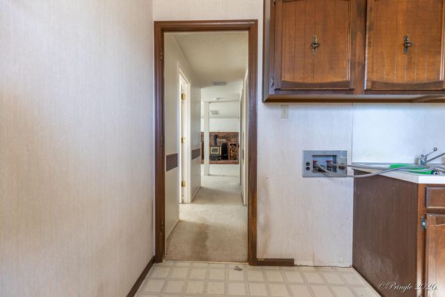 2502 County Road 6380, West Plains, MO 65775