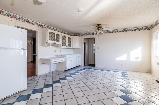 2502 County Road 6380, West Plains, MO 65775