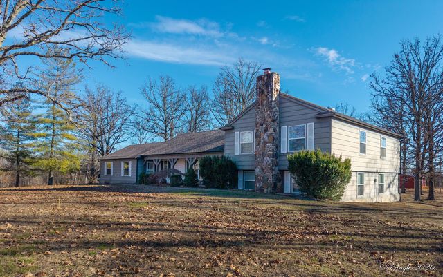 2502 County Road 6380, West Plains, MO 65775