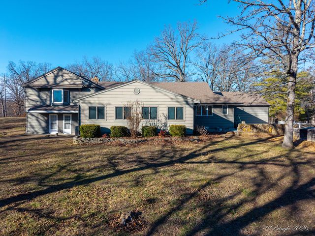 2502 County Road 6380, West Plains, MO 65775