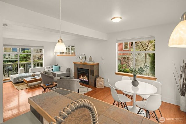 2815 24th Avenue S, Seattle, WA 98144