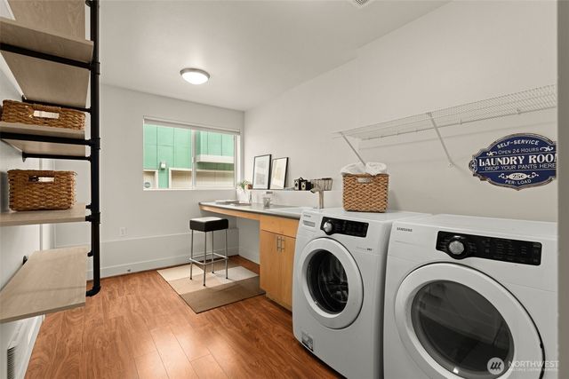 2815 24th Avenue S, Seattle, WA 98144