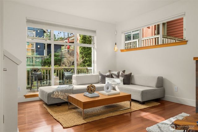 2815 24th Avenue S, Seattle, WA 98144