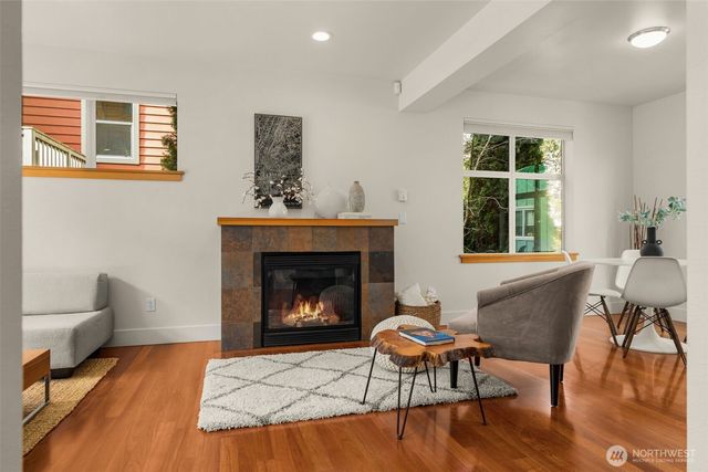 2815 24th Avenue S, Seattle, WA 98144