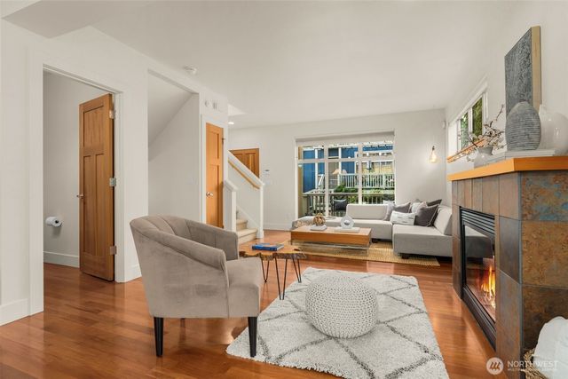 2815 24th Avenue S, Seattle, WA 98144