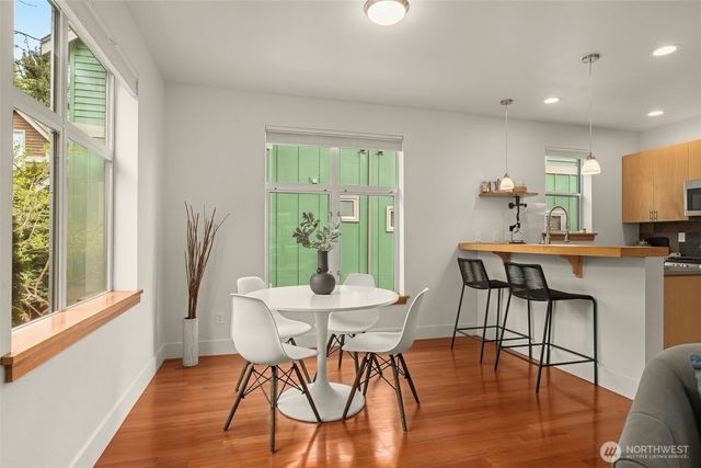 2815 24th Avenue S, Seattle, WA 98144