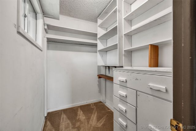 224 N 43rd Avenue, Tulsa, OK 74127