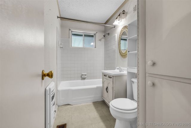 224 N 43rd Avenue, Tulsa, OK 74127