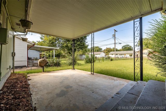 224 N 43rd Avenue, Tulsa, OK 74127