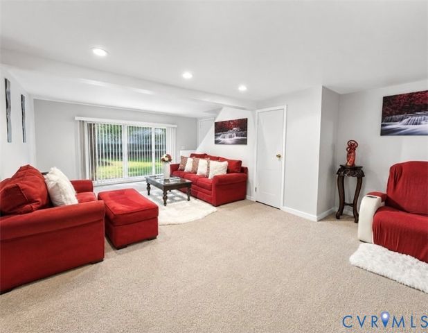 209 Labrook Dr, Richmond, VA 23225