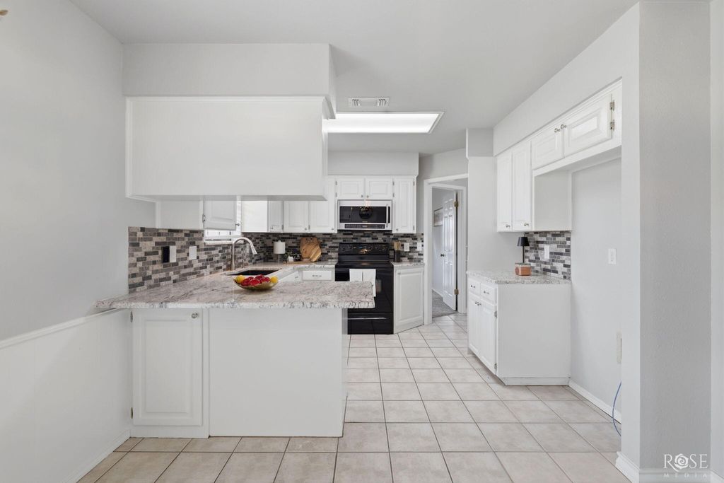 Image 10 of property listing at 36 Loch Lomond Road, San Angelo, TX 76901