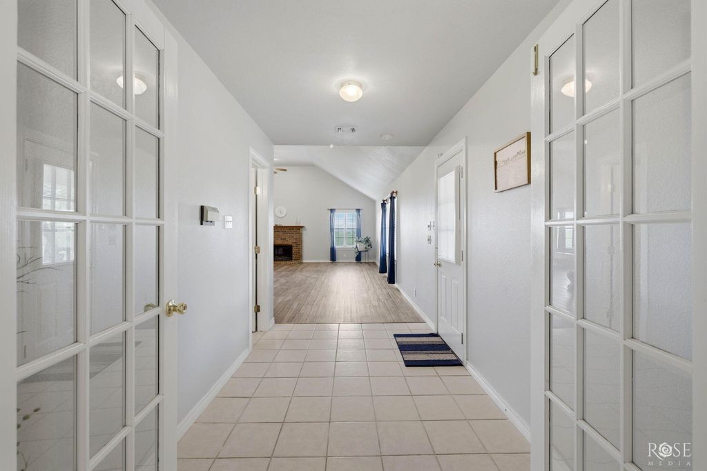 Image 13 of property listing at 36 Loch Lomond Road, San Angelo, TX 76901