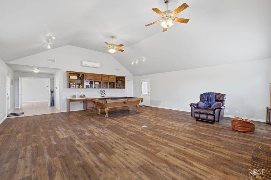 Image 15 of property listing at 36 Loch Lomond Road, San Angelo, TX 76901