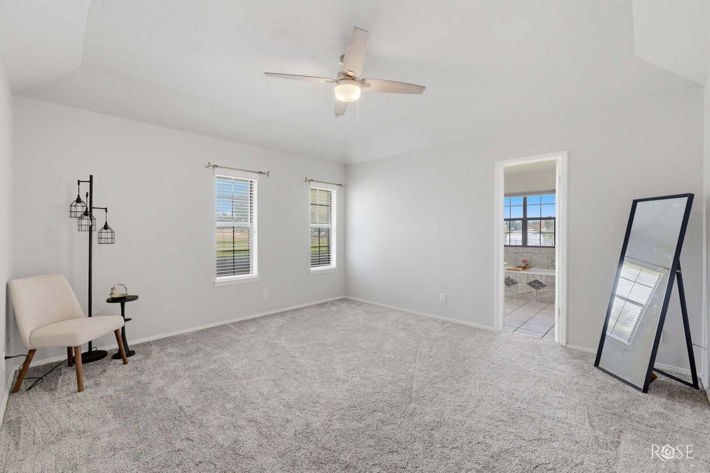 Image 19 of property listing at 36 Loch Lomond Road, San Angelo, TX 76901