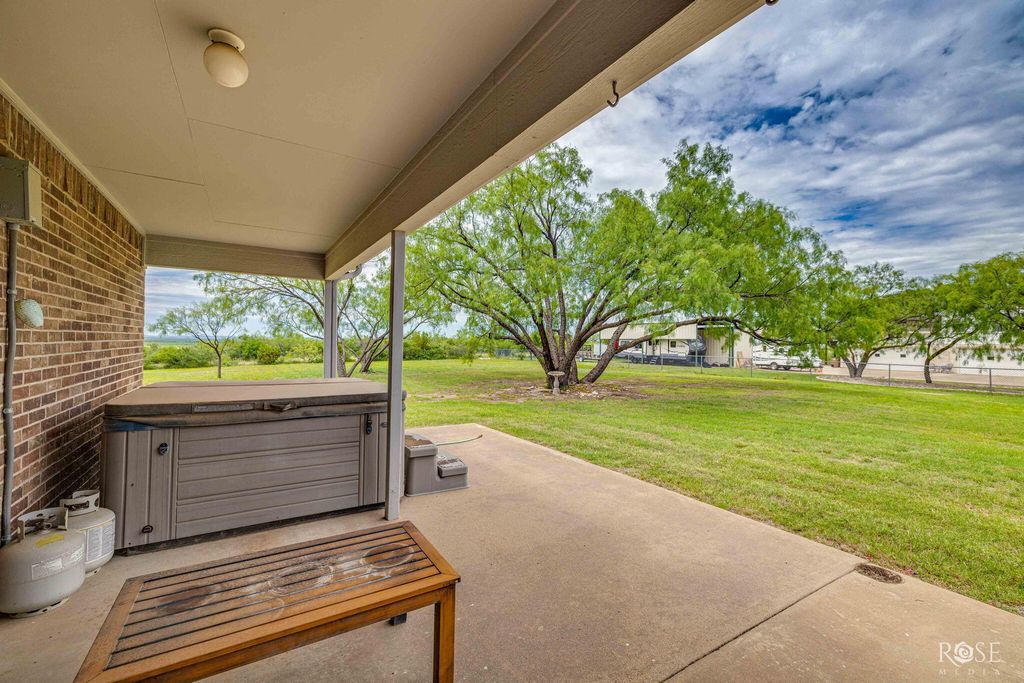 Image 37 of property listing at 36 Loch Lomond Road, San Angelo, TX 76901