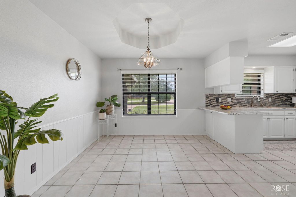Image 9 of property listing at 36 Loch Lomond Road, San Angelo, TX 76901