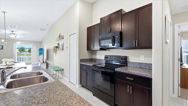 15455 BROAD BRUSH DRIVE, Sun City Center, FL 33573