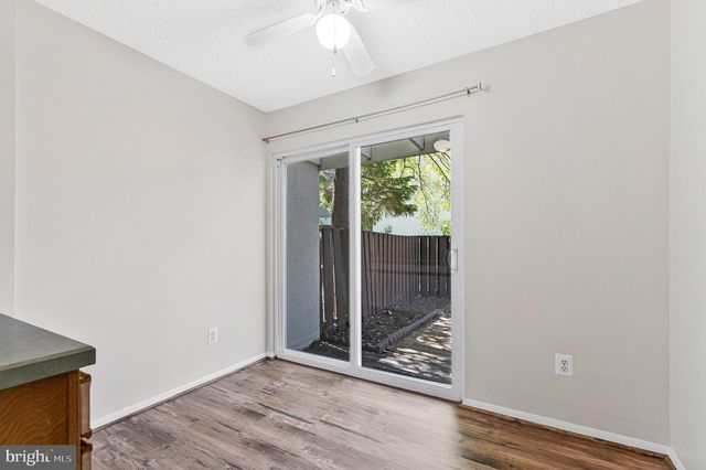 2202 SOUTHGATE SQ, Reston, VA 20191