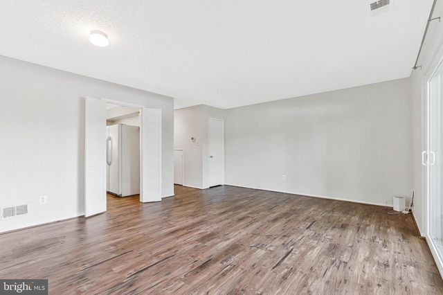 2202 SOUTHGATE SQ, Reston, VA 20191