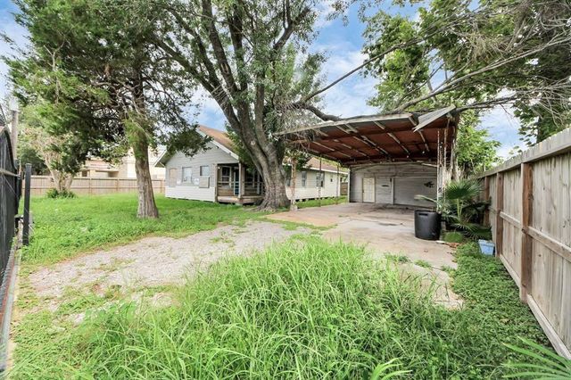 5618 Hardway Street, Houston, TX 77092