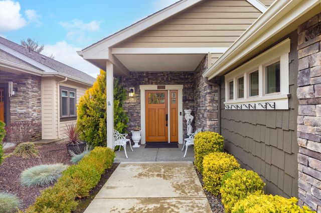 1110 Catherine Way, Grants Pass, OR 97526