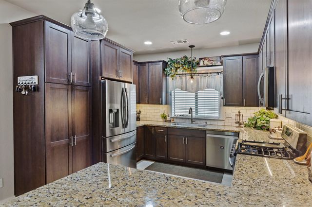 1110 Catherine Way, Grants Pass, OR 97526